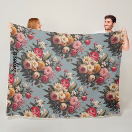 ヴィンテージ赤、ピンク、白、黄色のフローラブーケ フリースブランケット