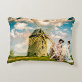 ヴィンテージ踊りフラワーガールズアンドウィンドミル アクセントクッション (裏面)