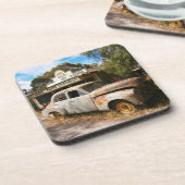 ヴィンテージ車とガレージ、懸命コークコースター コースター (左側)