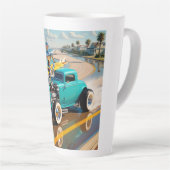 ヴィンテージ車の上にサーフボードを乗せたロボット カフェラテマグ (右アングル)