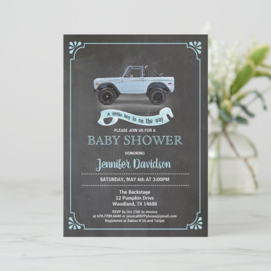 ヴィンテージ車の男の赤ちゃんシャワーの招待。黒板。 招待状 (スタンド正面)