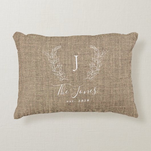 ヴィンテージ農家ファミリーモノグラムのジュート アクセントクッション (正面)
