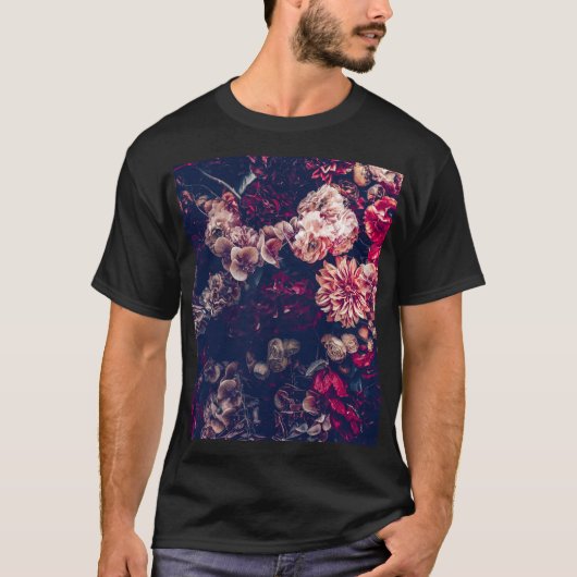 ヴィンテージ造花：壁背景 Tシャツ (正面)
