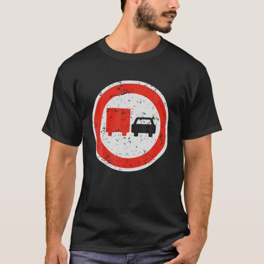 ヴィンテージ道路シンボルや象徴おもしろい交通シンボルや象徴ハロウィーン Tシャツ (正面)