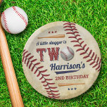 ヴィンテージ野球少年たち2歳の誕生日 ペーパープレート<br><div class="desc">祝スタイルでは、これらのトレンディーの2番目の誕生日紙プレート。デザインは自分の言葉でパーソナライズする簡単であり、彼らがこれらの素晴らしいパーティープレートを見て、あなたの家族と友人が興奮する。</div>
