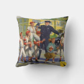 ヴィンテージ野球選手と警察交叉ガード クッション (裏面)