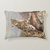 ヴィンテージ野生動物、ユキヒョウby CE Swan アクセントクッション (正面)