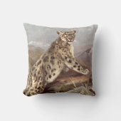 ヴィンテージ野生動物、ユキヒョウby CE Swan クッション (正面)