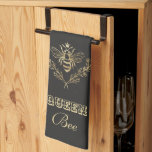 ヴィンテージ金ゴールドクイーンビー キッチンタオル<br><div class="desc">このデザインはパーソナライズされた、[編集]デザインを選択して行う。他のアイテムに転送することもできます。colorflowcreations@gmail.comで連絡は、このデザインを別の製品で使用するもしか、サポートが必要な場合は、ページの上部にあるチャットオプションを使用する。www.facebook.com/colorflowcreations、www.instagram.com/colorflowcreations、www.twitter.com/colorflowart、後を追およびwww.pinterest.com/colorflowcreationsで自分のデザインや自分の情報を見る。</div>