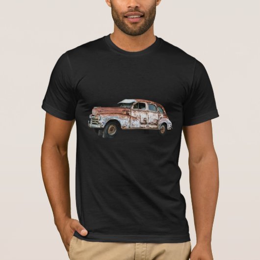 ヴィンテージ錆びた車のグラフィックTシャツ Tシャツ (正面)