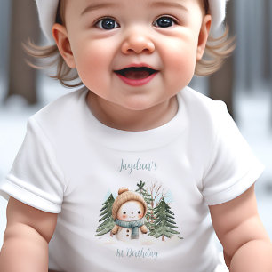 ヴィンテージ雪だるまボーイブルー名1st誕生日 ベビーTシャツ