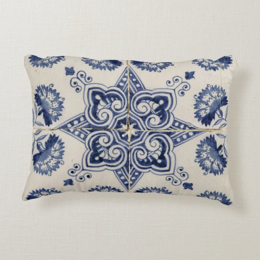 ヴィンテージ青い白の幾何学模様 アクセントクッション (裏面)