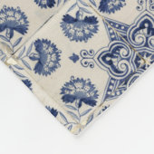 ヴィンテージ青い白の幾何学的な花パターン フリースブランケット (角)