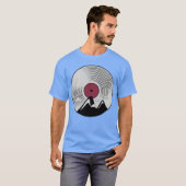 ヴィンテージ音楽の山の友達 Tシャツ (正面フル)