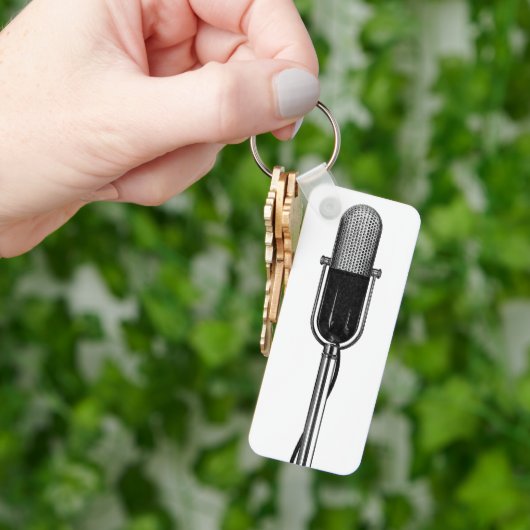 ヴィンテージ音楽、古いファッションドレトロマイク キーホルダー (手)