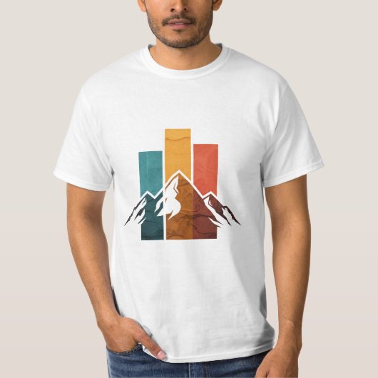 ヴィンテージ風の山々とレトロな山岳風景 Tシャツ (正面)
