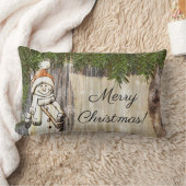 ヴィンテージ風スノーマンがおやつに手を伸ばす ランバークッション (ブランケット)