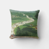 ヴィンテージ風光明媚なアメリカの高速道路、車の道路の旅 クッション (正面)