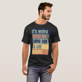 ヴィンテージ風変わりは老人と同じ年だ Tシャツ (正面フル)