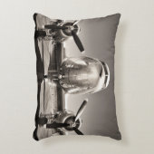 ヴィンテージ飛行機滑走路場面 アクセントクッション (正面(垂直))