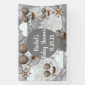 ヴィンテージ飛行船の飛行可能世界地図と雲 横断幕 (縦)