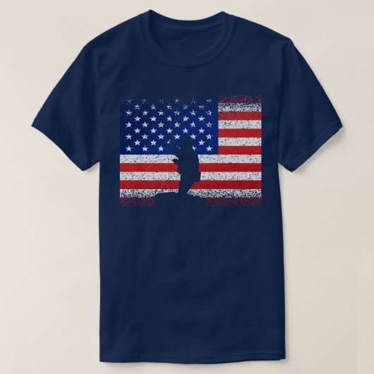 ヴィンテージ魚釣りアメリカ国旗の屋外7月4日Wom Tシャツ (デザイン正面)