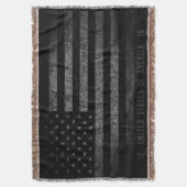 ヴィンテージ黒グランジアメリカ国旗の動揺して文字 スローブランケット (正面縦)