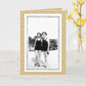 ヴィンテージ1920年代、水着姿の女性 カード (黄色い花)