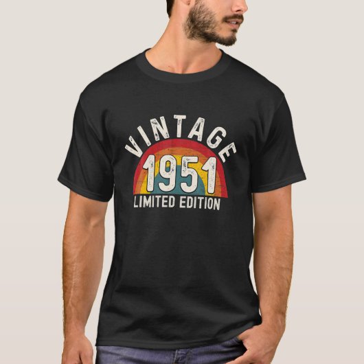 ヴィンテージ1951年70誕生日メンズ40歳 Tシャツ (正面)