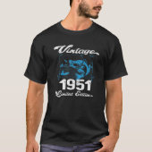 ヴィンテージ1951年 – 71歳の魚釣り愛好家フィッシャーメ Tシャツ (正面)