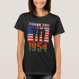ヴィンテージ1954年68歳アメリカ国旗68歳バット Tシャツ