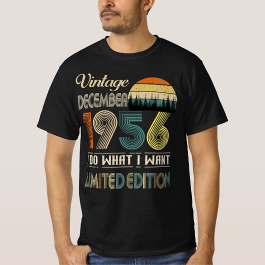 ヴィンテージ1956年12月Tシャツレトロスタイル誕生日 Tシャツ (正面)