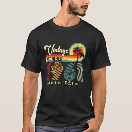 ヴィンテージ1961年10月誕生日オンビーチ61日 Tシャツ (正面)