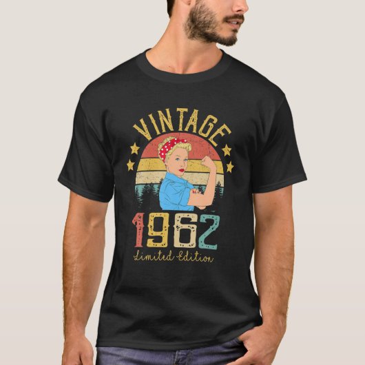 ヴィンテージ1962年、1962年、59歳の誕生日女性59人作 Tシャツ (正面)