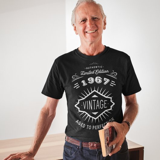 ヴィンテージ1967または任意の年のカスタム誕生日パーティー Tシャツ