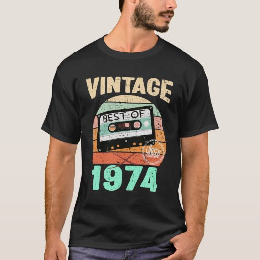 ヴィンテージ1974ヴィンテージカセットテー最高のプ/ Tシャツ (正面)