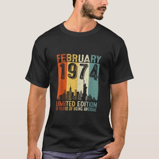 ヴィンテージ1974年2月50誕生日ギフト女性50 Tシャツ (正面)
