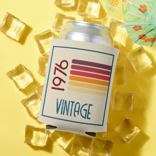 ヴィンテージ1976レトロストライプサン50誕生日 缶クーラー (インサイチュ 夏)