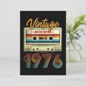ヴィンテージ1976年45歳の誕生日カセットテープ誕生日 招待状 (スタンド正面)
