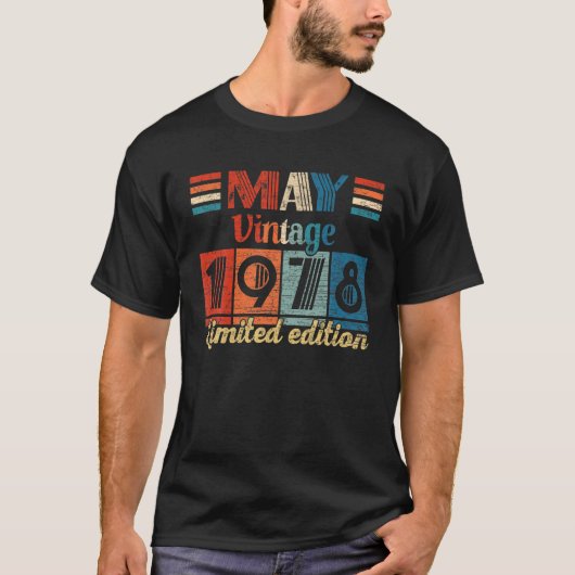 ヴィンテージ1978年5月44日誕生日ギフト44歳 Tシャツ (正面)