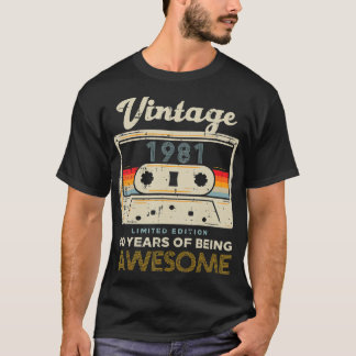 ヴィンテージ1981カセットテープ40 素晴らし 40歳の誕生日 Tシャツ