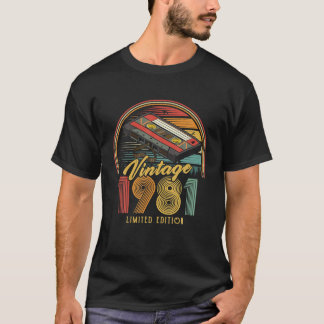 ヴィンテージ1981レトロカセット1981 41番目の誕生日41 Tシャツ