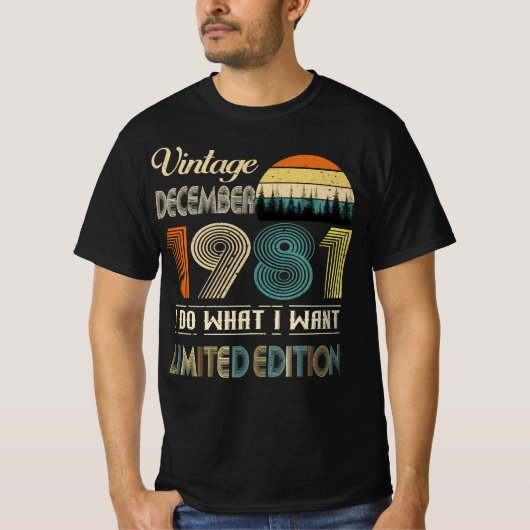 ヴィンテージ1981年12月Tシャツレトロスタイル誕生日 Tシャツ (正面)
