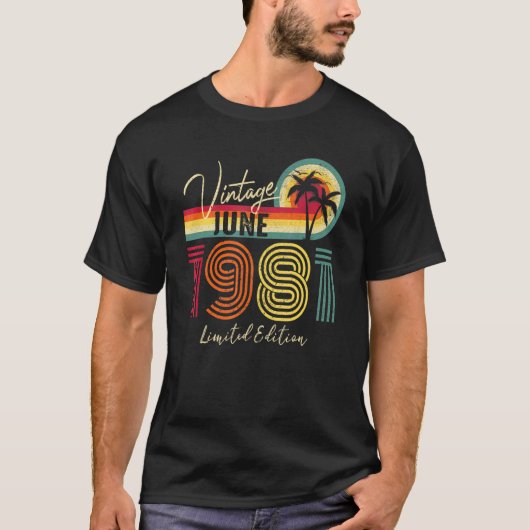 ヴィンテージ1981年6月41日誕生日41歳 Tシャツ (正面)