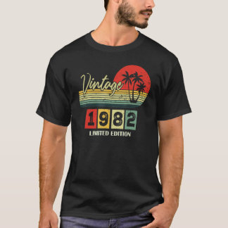 ヴィンテージ1982 40歳の誕生日40歳の男性の女性 Tシャツ