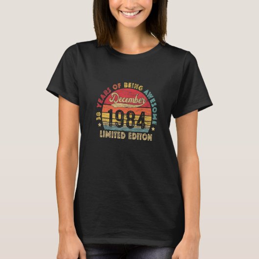 ヴィンテージ1984 38誕生日レトロ素晴らし12月以降 Tシャツ (正面)