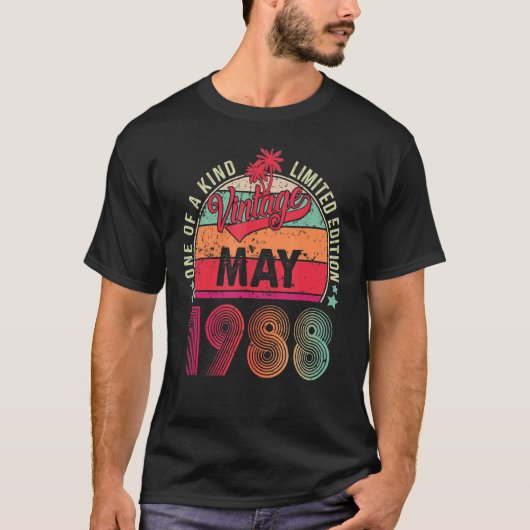 ヴィンテージ1988年5素晴らし月以来34番目の誕生日 Tシャツ (正面)