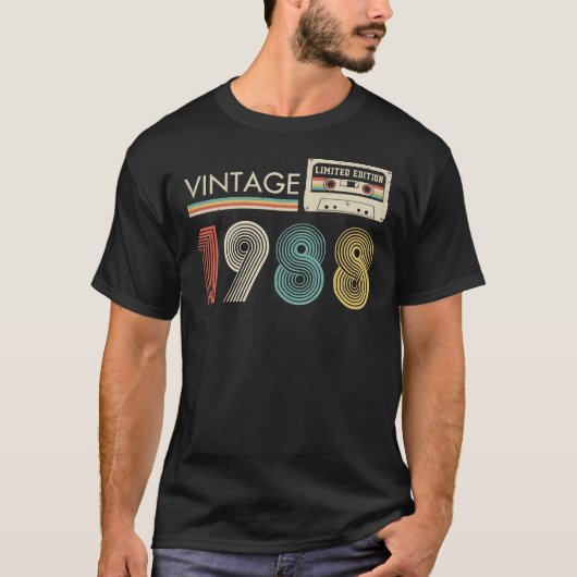 ヴィンテージ1988限定版カセットレトロ Tシャツ (正面)