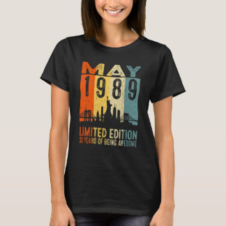 ヴィンテージ1989 33歳1989年5月に作られた33番目のバード Tシャツ