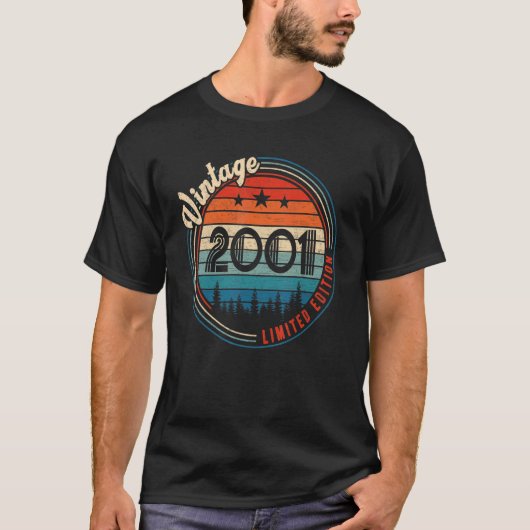 ヴィンテージ2001 22歳誕生日 Tシャツ (正面)